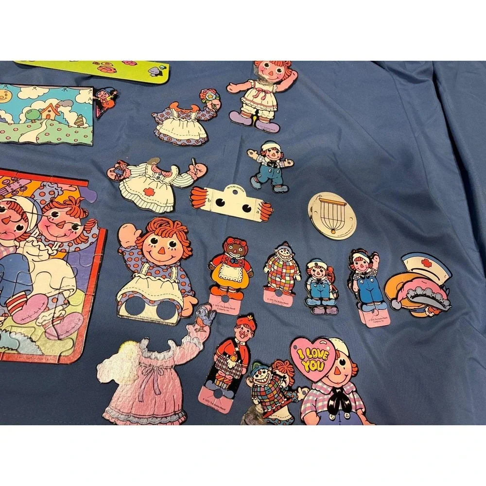 1976 Vintage Raggedy Ann 8 Great Activities Play Set